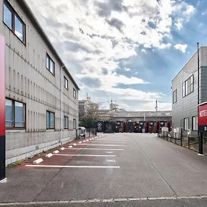 Hotel R9 The Yard